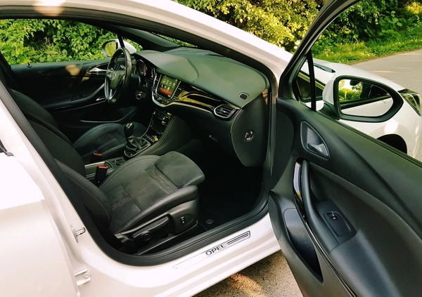 Opel Astra cena 46700 przebieg: 168300, rok produkcji 2019 z Bochnia małe 436